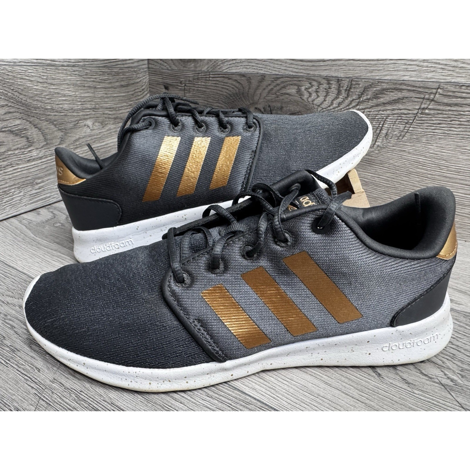 Adidas Women's Qt Racer 2.0 Running Lightweight Sneaker Grey Gold Size 9.5